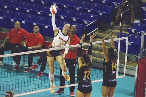 Valencianas win in 4 sets, Atenienses & Cangrejeras survive in 5