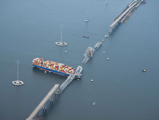 Investigators zero in on cause of ship outage before bridge crash: A misplaced label