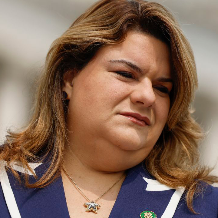 Gobernadora concede días libres en Semana Santa a empleados públicos.