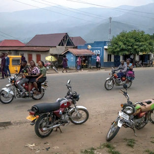A thin rope holds the line Aagainst ebola on Uganda’s border