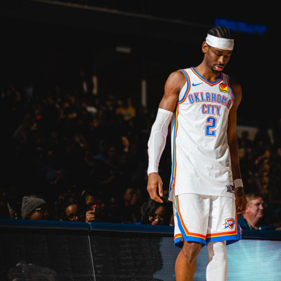 Lakers praise Thunder before playoff series: ‘One of the greatest teams ever’.