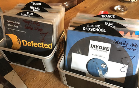 Only Pure Vinyl Records @ Vinyl DJ Dance2Vinyl / De Omgevallen Platenkast