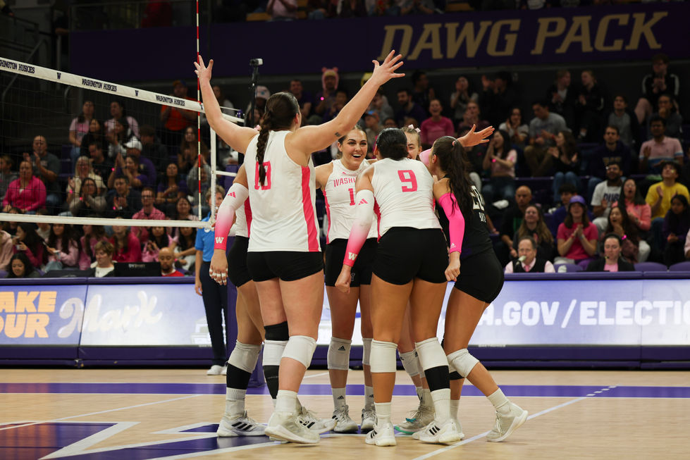 241026_LeahDowning_WVBvsMaryland_Team_3