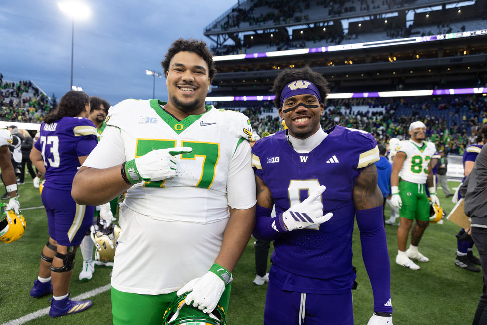 251129_LeahDowning_footballvsOregon_Bryant_48-2