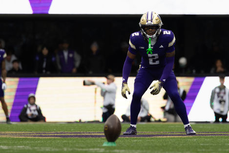 251129_LeahDowning_footballvsOregon_Clark_18