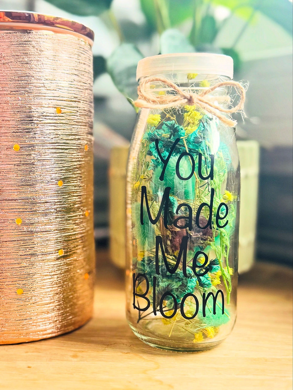 Thumbnail: Traditional Milk Bottle Blooms