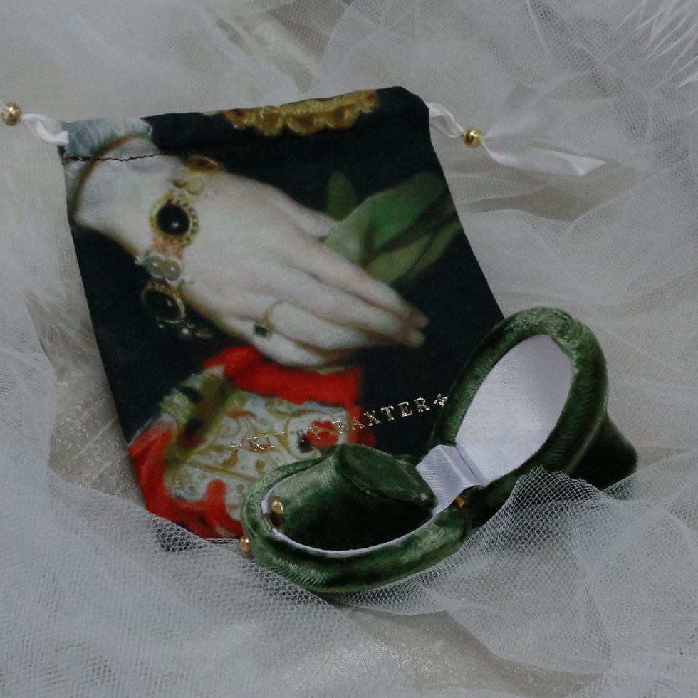 Thumbnail: Moss Velvet with Ivory Silk | Horseshoe Ring Box
