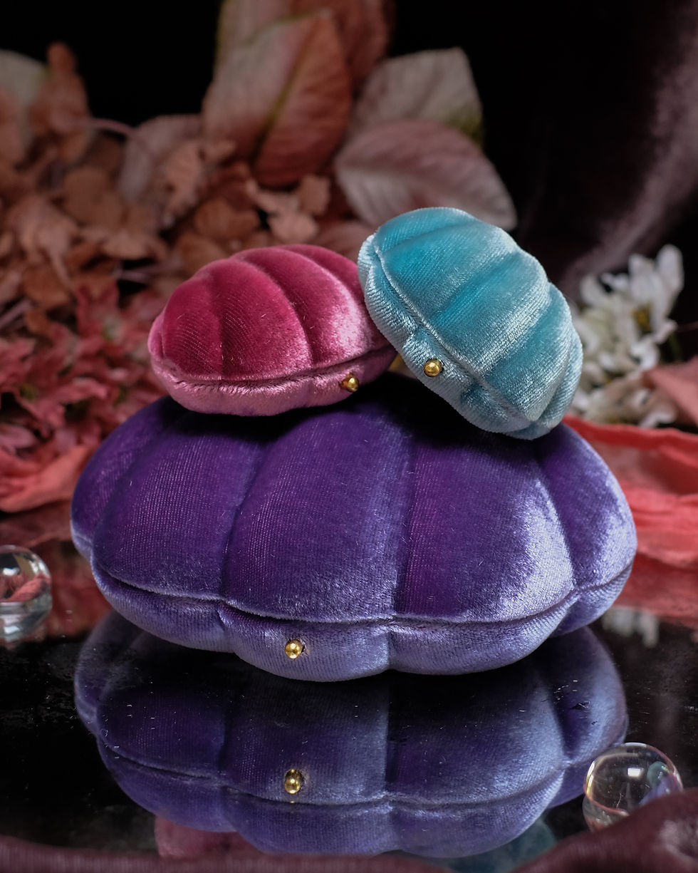 Thumbnail: Bespoke Grande Ondine | Clamshell Bracelet Box