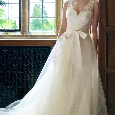 Vestidos de noiva da designer Augusta Jones