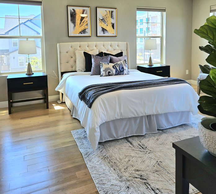 A cozy, luxurious entry to the bedroom