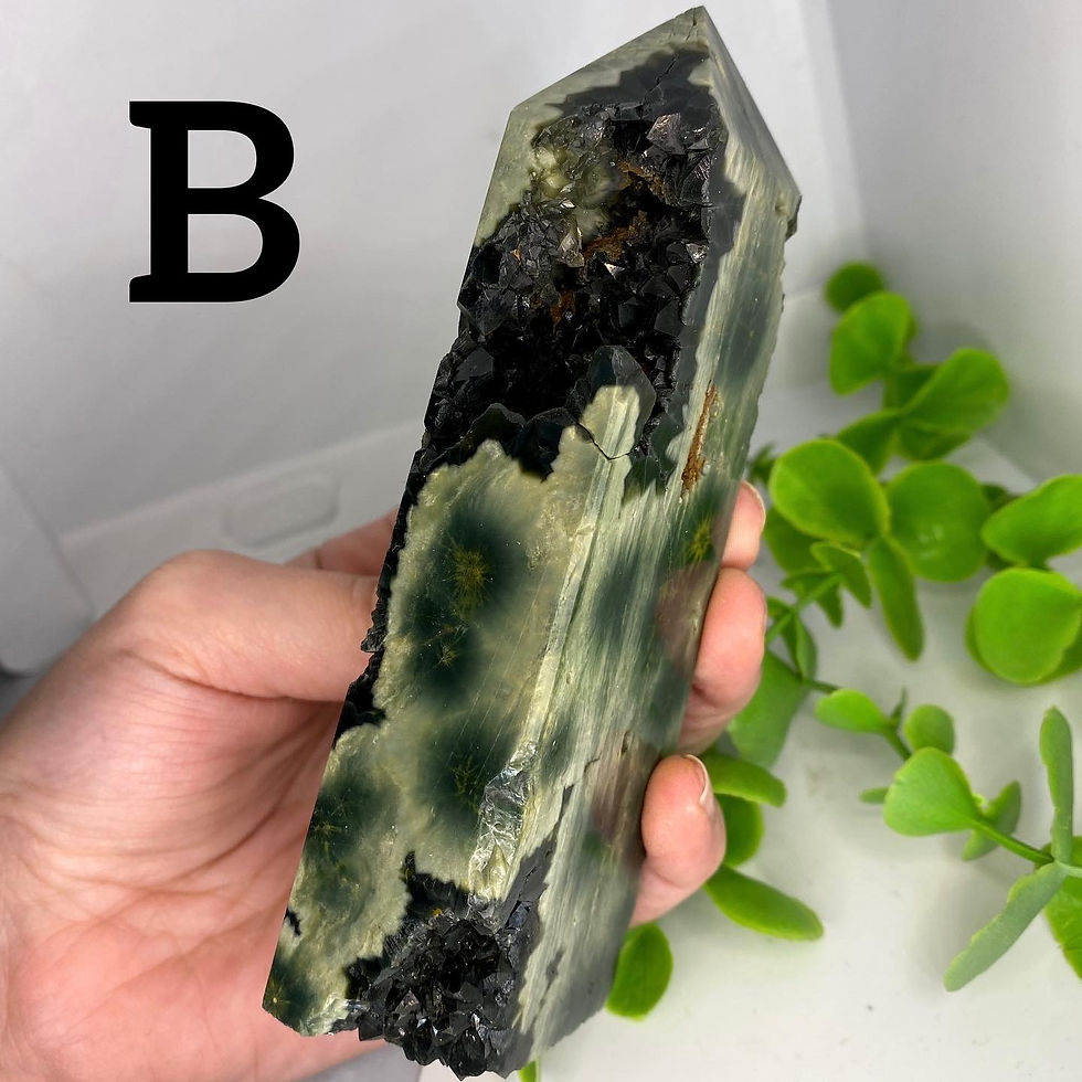 Miniatura: Large 8th Vein Ocean Jasper Tower