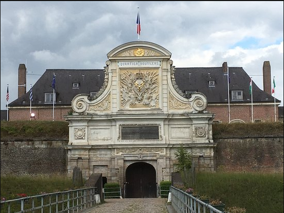 La Reine des citadelles se raconte.