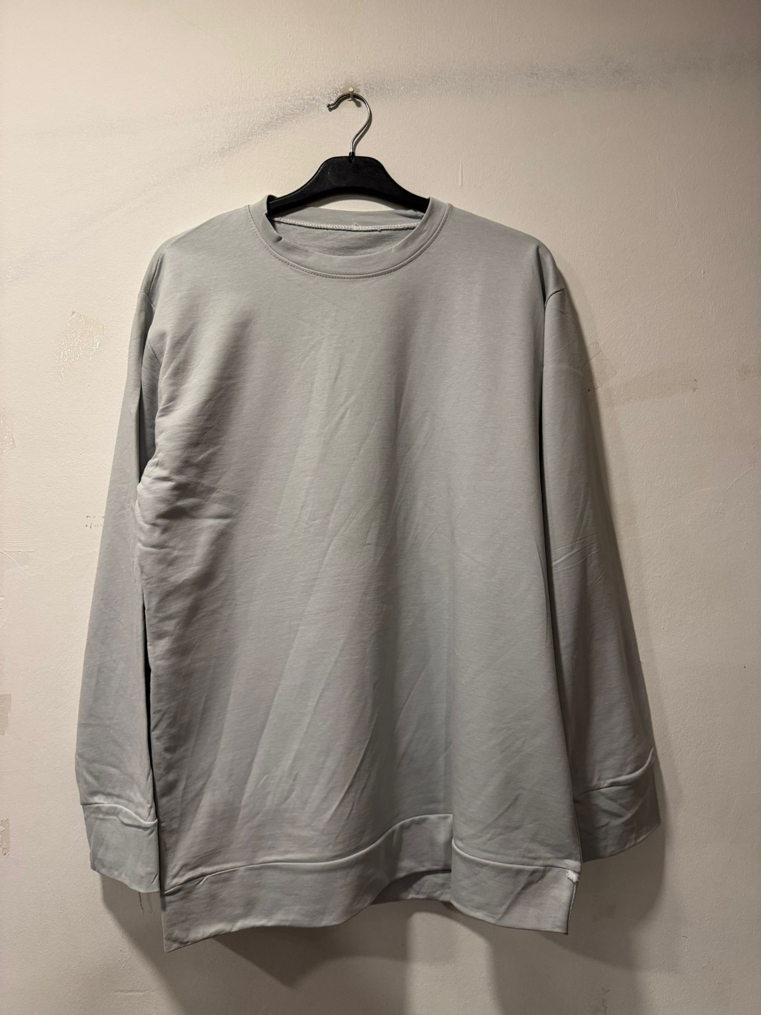 Uzun Kollu Koyu Gri Tişört