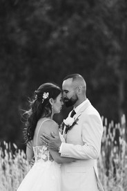 Newlyweds sunset photography session at DV Cider Darraweit Guim wedding venue