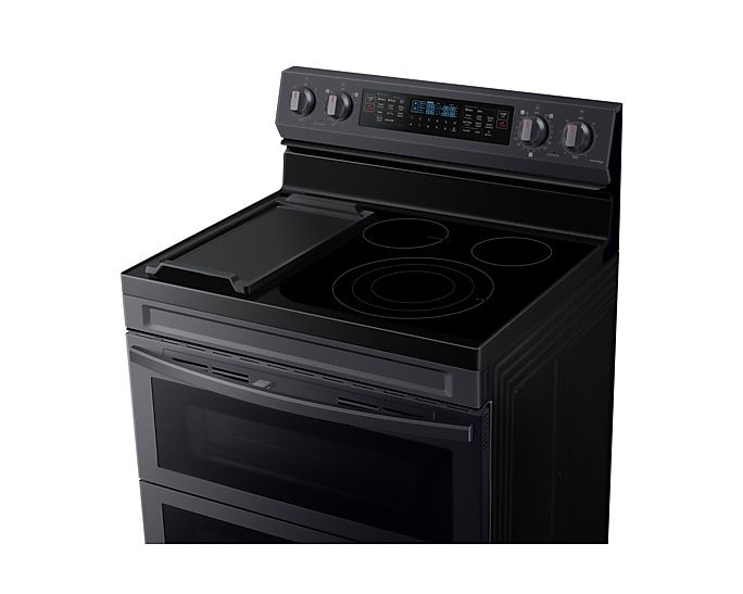 Thumbnail: Cuisinière électrique autonome intelligente à convection véritable de 30 po et 6