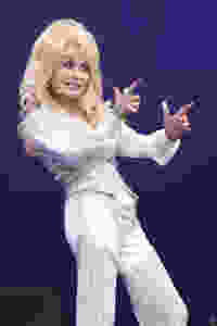 festival fashion glastonbury style throwback dolly parton