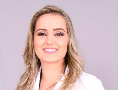 Luciana Vinhal.jpeg