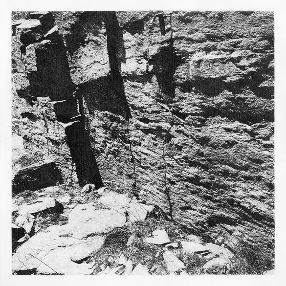 Talus, crayon graphite sur papier, 69x69cm, 2020, Jean-Jacques Horvat.jpg