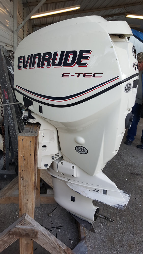 Outboard Motor Maintenance