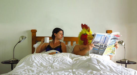 stefa y el pollo desayuno 2.jpg