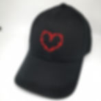 Miniatura: Cap Heart. Modelo basebol com coração bordado 100% algodão. Fecho regulador em metal.