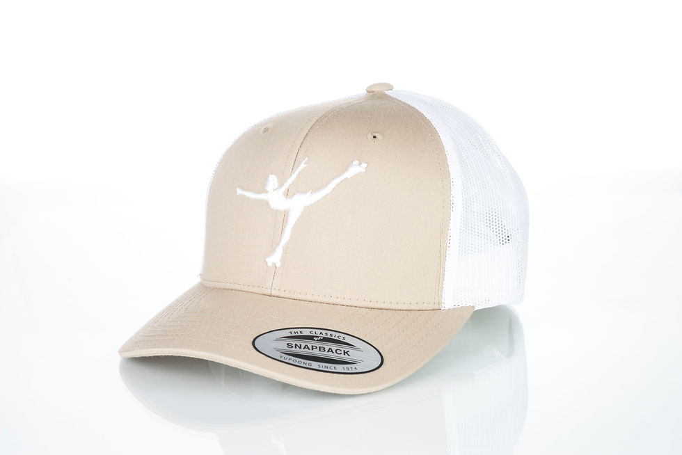 Miniatura: Cap Trucker original da Viseucaps Beje, patinadora bordada em 3D.  Cor única. Tamanho único ajustável.