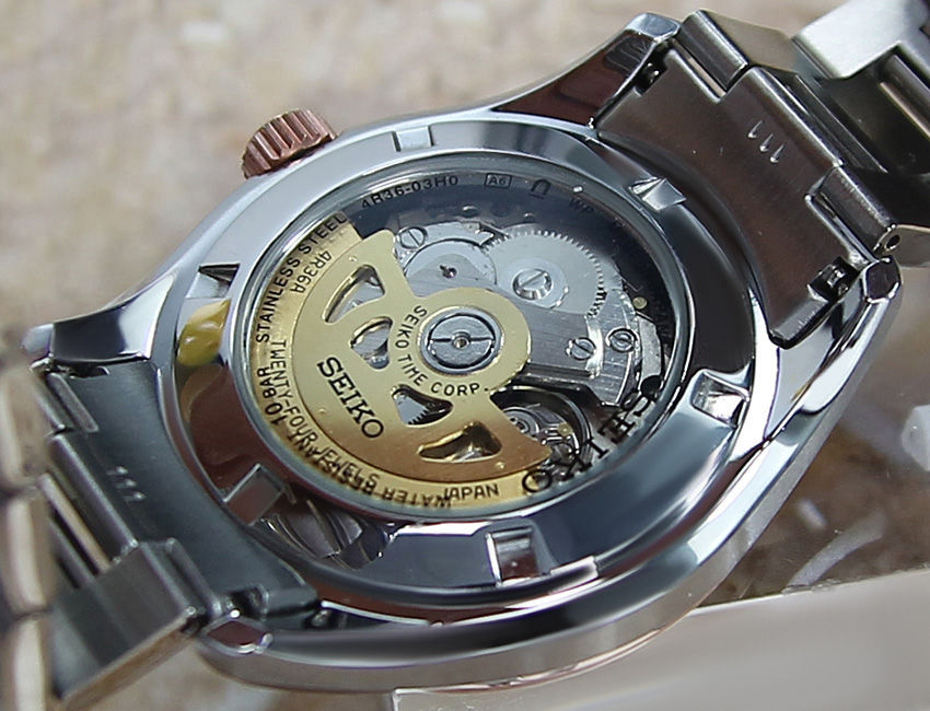 Seiko 4R36 03H0 Men's Watch