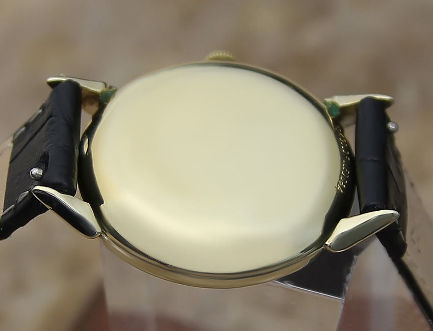 Thumbnail: Ulysse Nardin 33mm Manual Men's Watch
