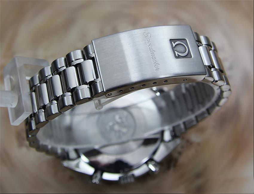 Thumbnail: Omega Speedmaster 1750 0321 Men's Watch
