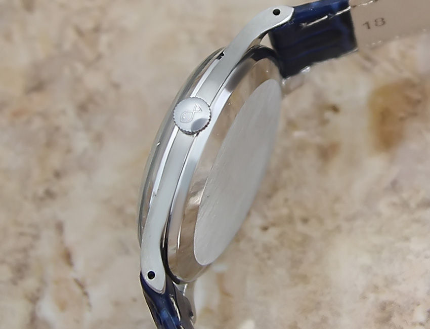 Thumbnail: IWC 36mm 1960s Vintage Men's Watch