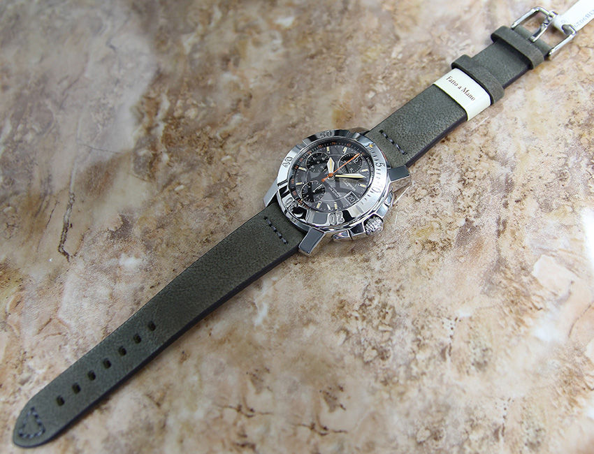 Thumbnail: Gray Stainless Steel  Baume & Mercier Capeland