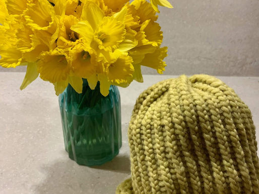 Women for Women Hosts Fiber Art Workshop