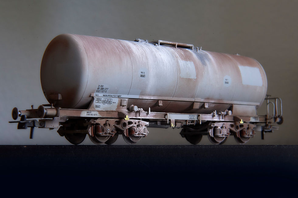 Wichtig - alle Zementspuren müssen perfekt senkrecht von oben nach unten verlaufen.