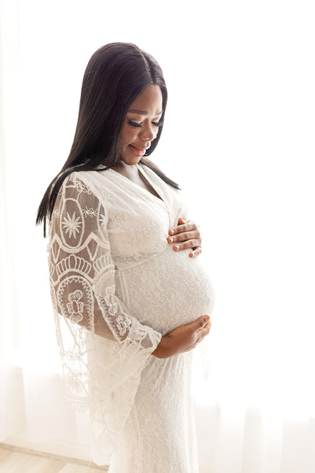 PREGNANCY PHOTO SHOOT LIVERPOOL