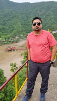 Girish with Dhari Devi temple