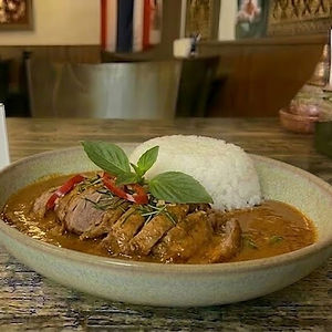 Phanäng Curry mit Ente