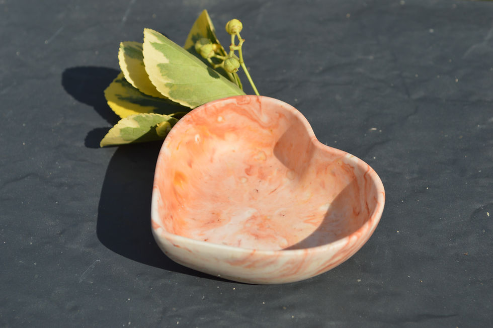 Miniature : Petit vide-poche coeur Jesmonite