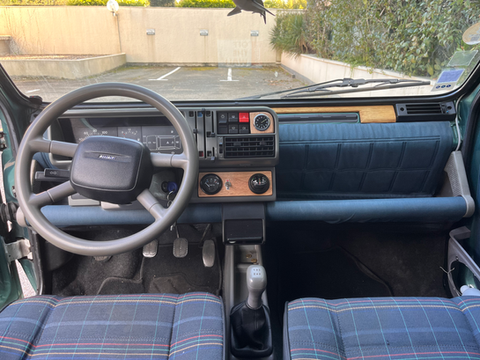 boiserie voiture de collection