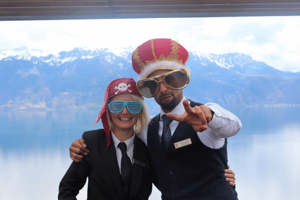 Suisse Switzerland Photobooth renting location photomaton Vaud mariage Lausanne Genève