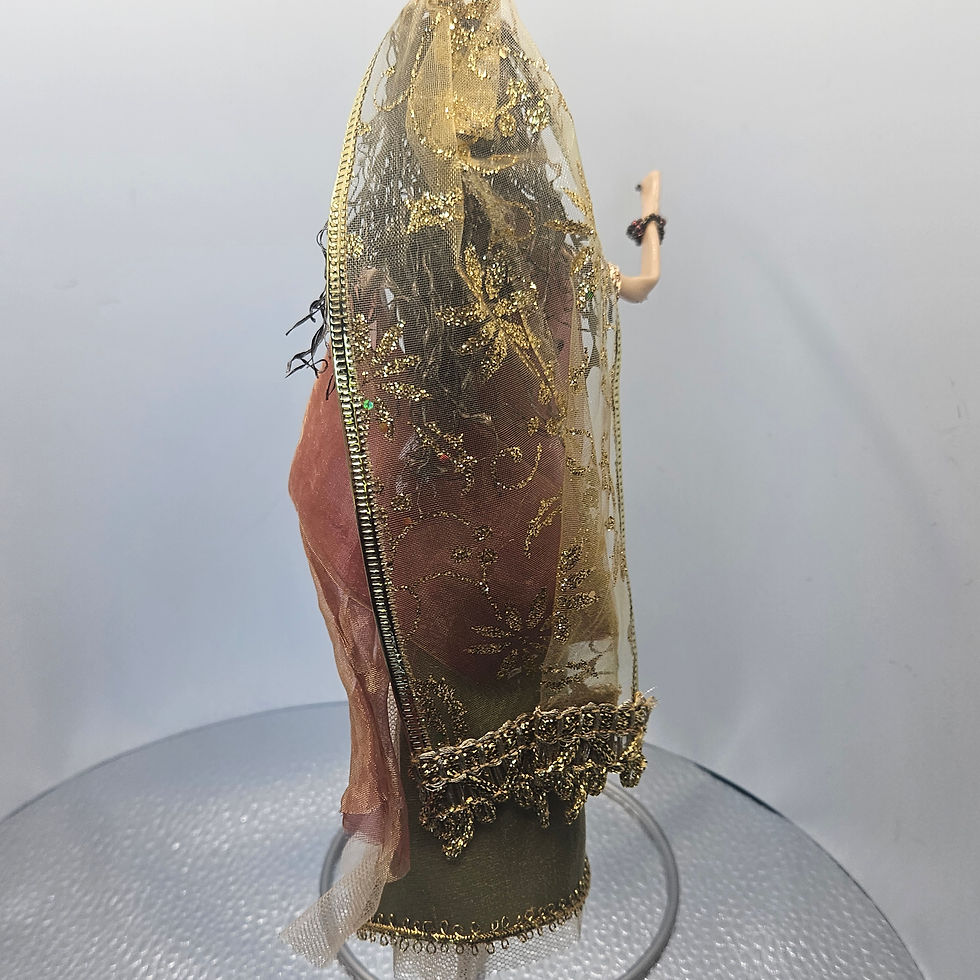 Thumbnail: Lucilla of Rome (display piece inspired by the Gladiator movie)