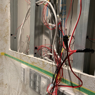 チャンネル文字の配線