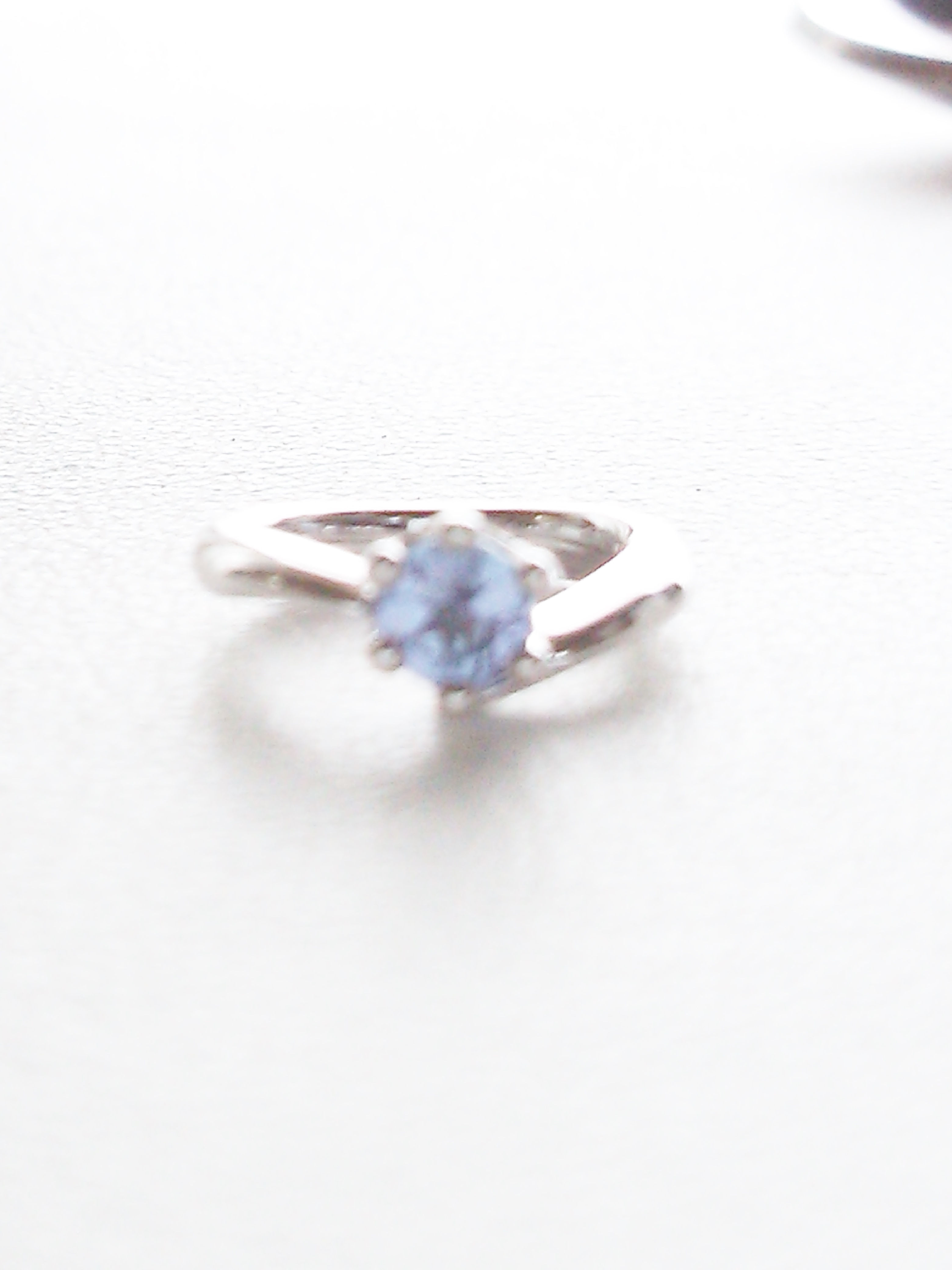 12月誕生石 タンザナイトベビーリング