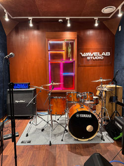 R3 Room 1