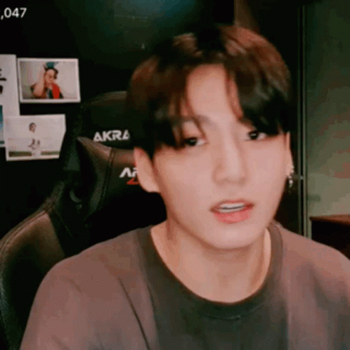 jungkook-huh.gif