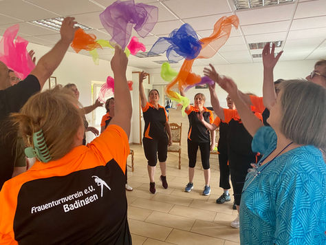 Standhaft und sicher im Alltag: Kostenfreie Workshops zur Sturzprävention erfolgreich gestartet