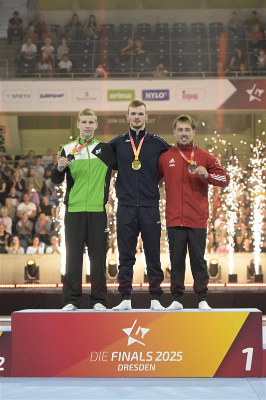 Anton Bulka wird Zweiter am Sprung bei den Finals / Foto: minkusimages