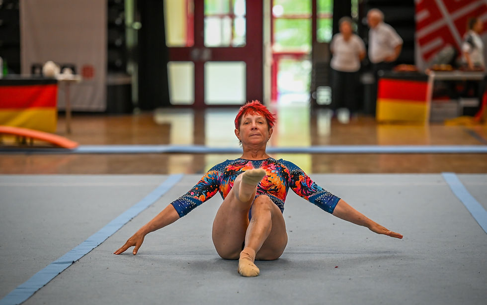 Ute Meikowski bei der Bodenübung / Foto: Mark Dieler
