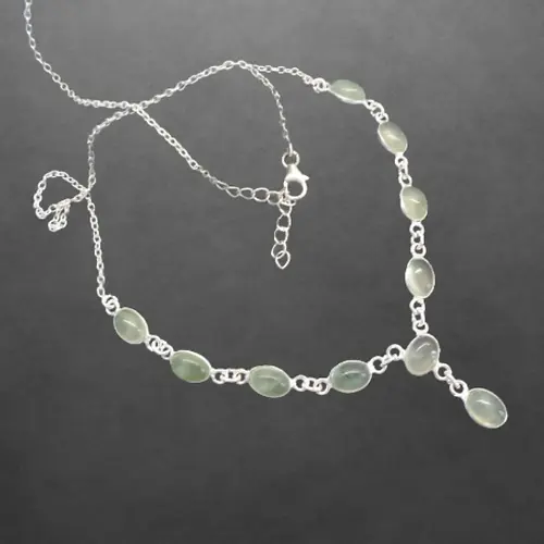 Prehnitkette Edelsteinkette zierlich zart filigran hell dezent Silber 925