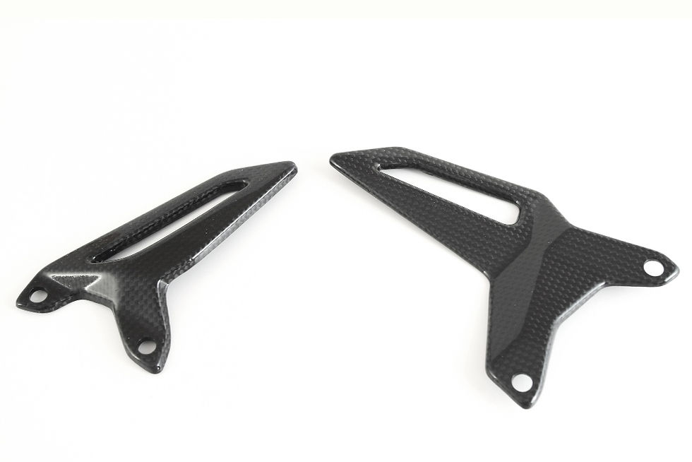 Miniature : Protège Talon "Open" Carbone Fullsix Ducati Panigale V2 955 (20-23)