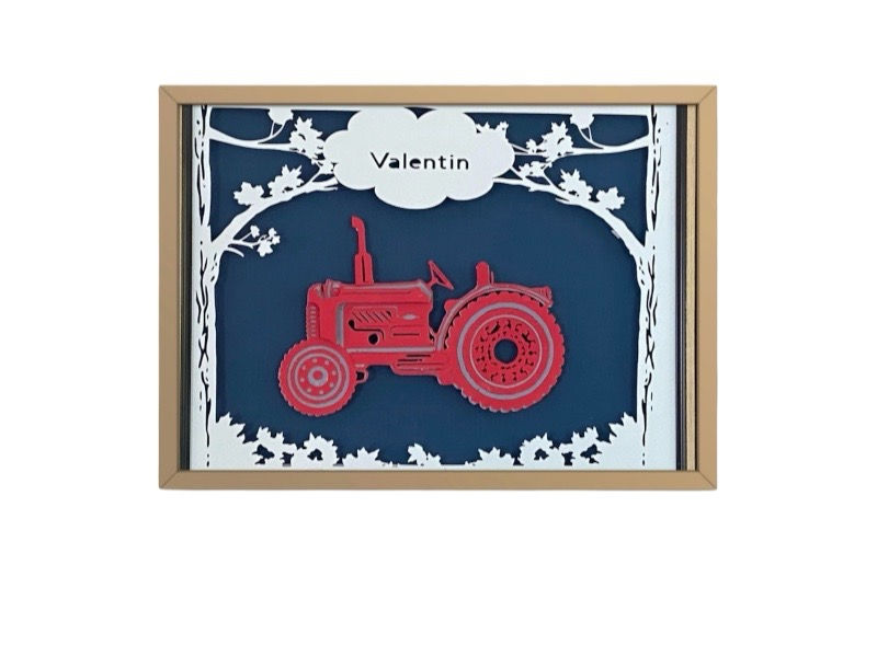 Miniatura: cuadro en papel calado con tractor que incluye nombre
